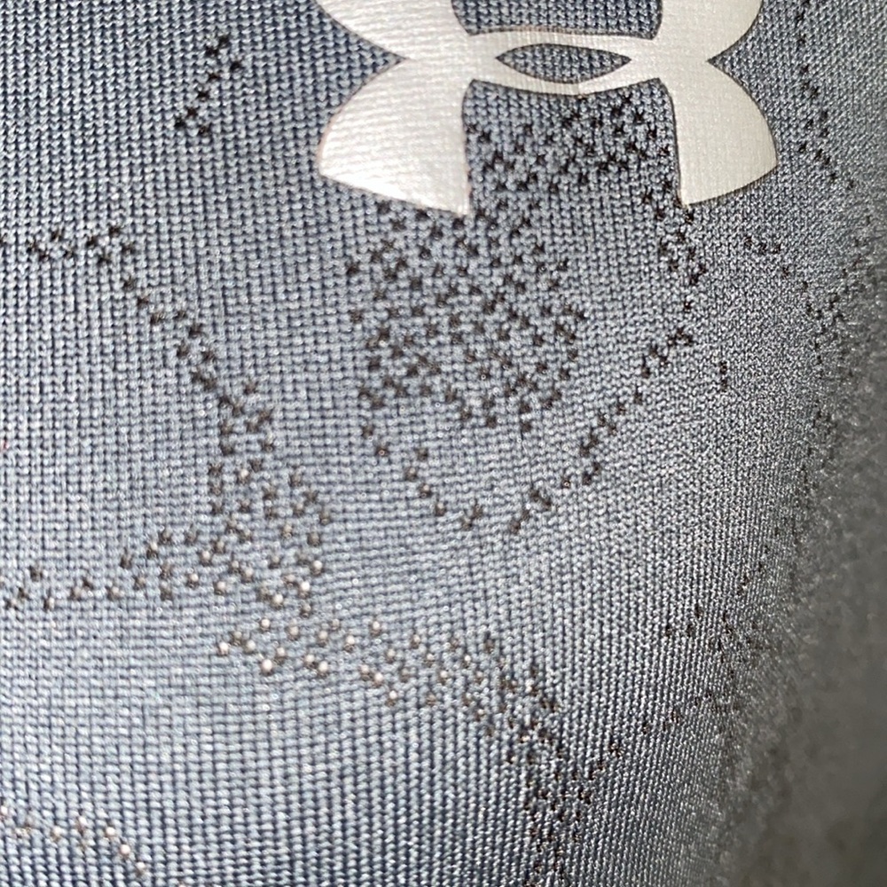 Under Armour Patterned Tee - Picture 2 of 6
